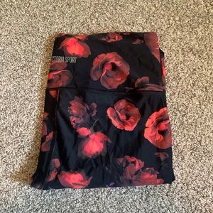 Victoria Sport Rose Gym leggings